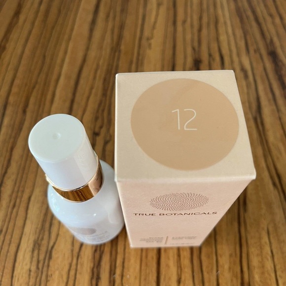 True Botanicals Everyday Skin Tint SPF 30 #12 Medium Neutral 30 mL / 1 oz - Picture 2 of 6